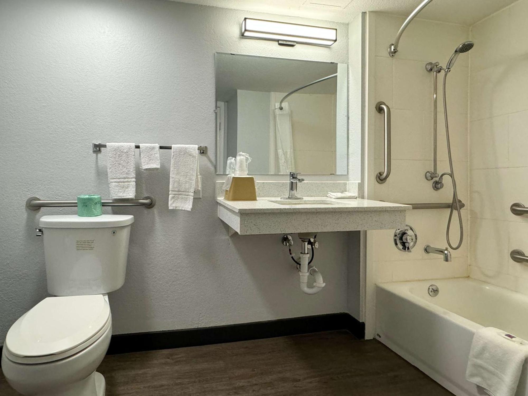Motel 6 Huntsville Al University Dr. 外观 照片
