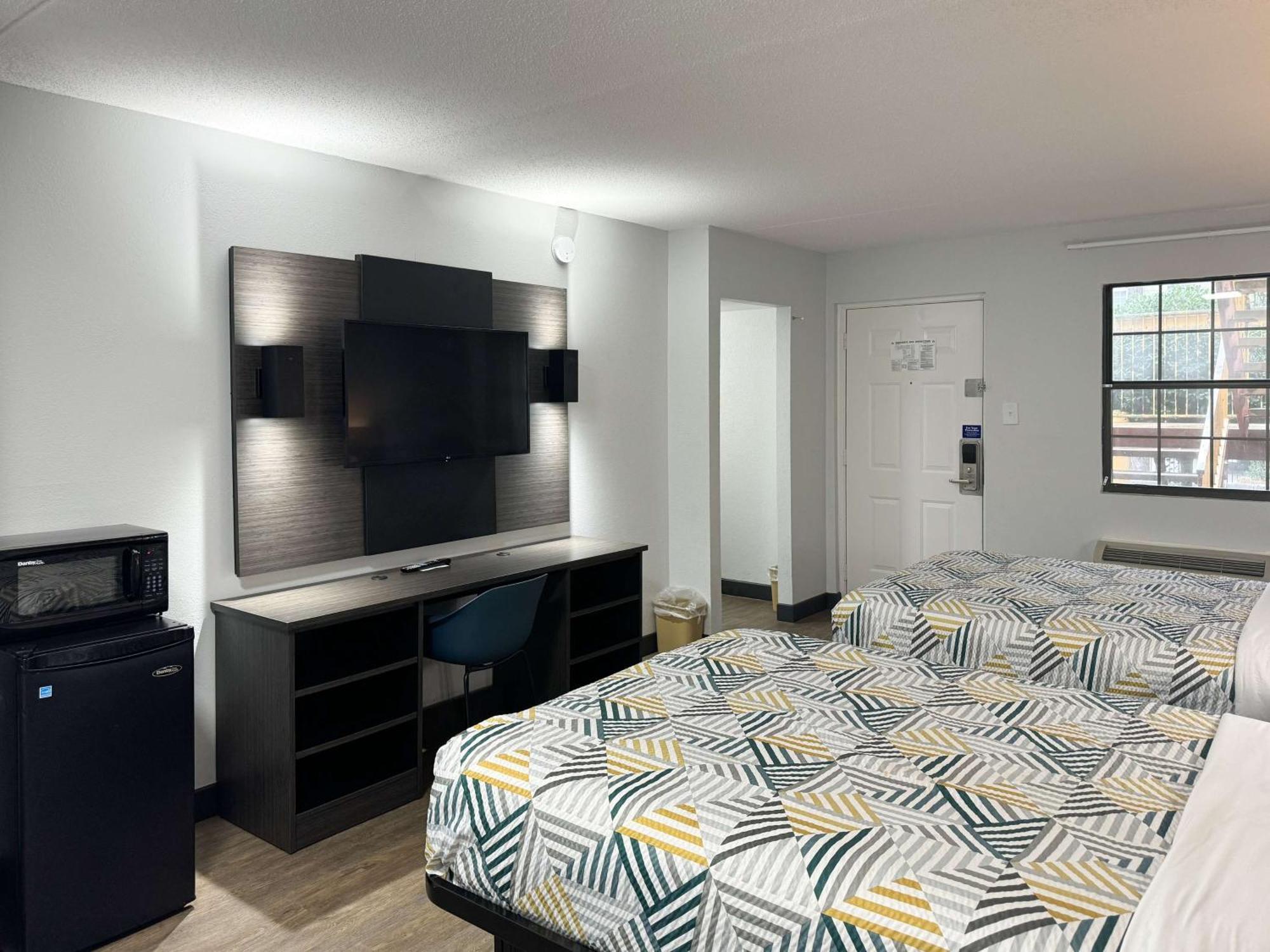 Motel 6 Huntsville Al University Dr. 外观 照片